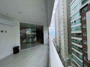 Vista Mar - 4 Suites em Itapema