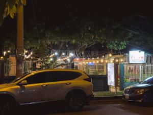 Comodo acogedor y con salida independiente