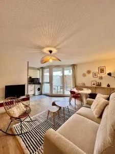 Ile Verte, charme, terrasse et calme - Sarcenas