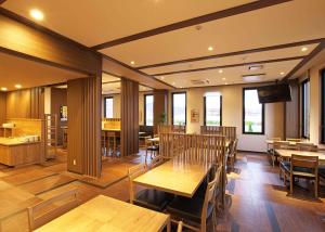 Hotel Route-Inn Sabae -Kokudou 8 Gou-