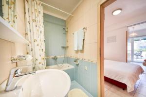 Apartments by the sea Povlja, Brac - 24129