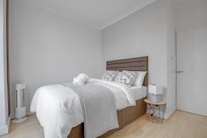 Luxury House London near Subway Station N15