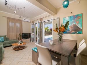 Villa in Zakynthos with Pool & Near Tsilivi Beach