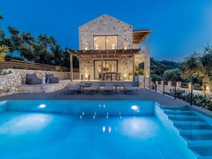 Villa in Zakynthos with Private Pool & Views