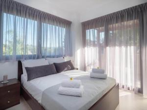 Spacious villa in Malevizi with garden