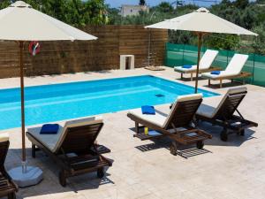Villa in Prines with Private Pool & BBQ