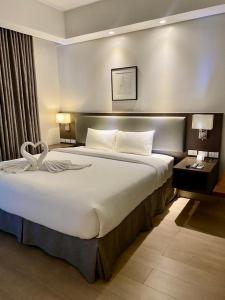 Aura Luxe Stays at BCCT - Aparthotels, Manila