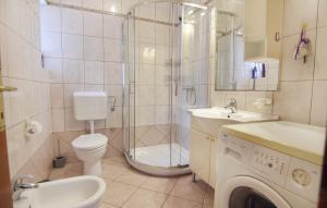 Große Wohnung In Umag Mit Großem Garten Und Meerblick