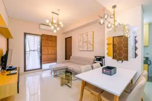 Elegant and Comfy 3BR Transpark Cibubur Apartment By Travelio - Kalimanggis 1