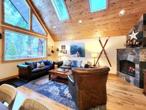 Das Bar Haus - Walk to Beach & Close to Ski Resort