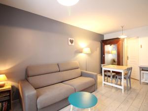 Appartements Studio RDC avec WiFi proche centre Mont-Dore - 2 couchages - 2 etoiles - Equipe et tout confort - FR-1-415-108 : photos des chambres
