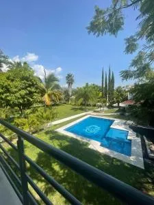 FABULOSO HOTEL CON 2 MAGNIFICAS ALBERCAS, a MINUTOS DE CUERNAVACA - Ticumán