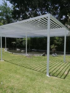 FABULOSO HOTEL CON 2 MAGNIFICAS ALBERCAS, a MINUTOS DE CUERNAVACA