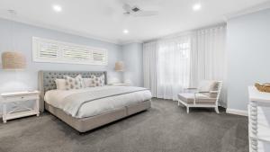 Blue Gum Escape - The Vintage Holiday Houses