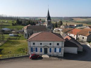 B&B / Chambres d'hotes Sejour de charme au coeur de la campagne meusienne - FR-1-585-152 : photos des chambres