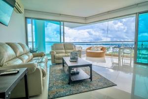 Apartment facing the sea with a panoramic view