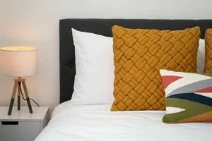 Altona Walk 2 Beach 15 Minutes CBD Easter Holidays - Point Cook