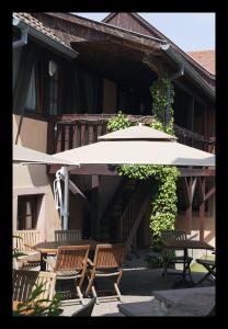 Hotels The Originals Boutique, Hotel La Ferme du Pape, Eguisheim : photos des chambres