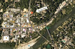 Your Lazy Bear Destination - Youre Right In The Thick Of It! Book It Now, Reach Out With Questions!