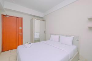 Best Choice and Comfy Studio Apartment at Margonda Residence 4 By Travelio