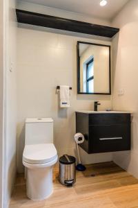 Vince City 1BR by Geko