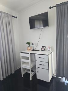 Majhiya on Ferndale apt