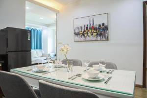 SkyView Apartment - Bui Vien Street, Downtown & SGs HEART