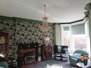 Bron Orme Private Hotel