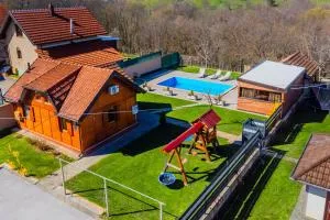 Timber Cottage With Pool - Happy Rentals - Mursko Središće