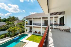 Beautiful 6 bedroom villa in Umalas by Nami Bali - Ubytování bez kategorie ve městě Kerobokan