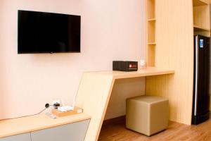 Restful and Modern Studio at Vasanta Innopark Apartment By Travelio