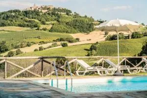 Villa con Piscina, Relax e Natura nelle Marche by WeHostYou - SantʼElpidio Morico