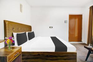 Collection O Dal Lake