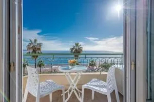 Modern Sea View Apartment on Promenade des Anglais - Nice