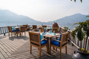 Sukoon Houseboat Dal Lake