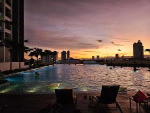 New Metropol 3 Bedrooms Pool View