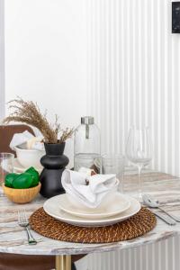 Frank Porter - Peninsula Five