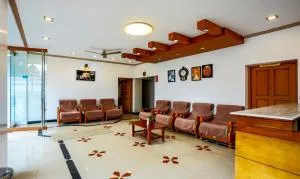 Le Selena Munnar - Pooppara