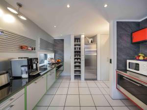 Villa Ysara, Pool Villa with lake Lucerne View