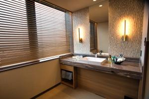 HOTEL The KAISER -全室人工ラドン温泉-