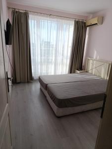 Sunny Beach Center Apartment