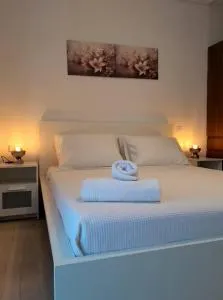 Loveliest Place At AthensRiviera - Vari