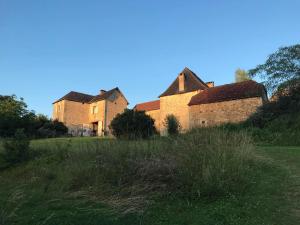 Maisons de vacances A Cozy Accessible Cottage with a Private Garden Le Mas No 16 : photos des chambres