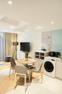 Home by La Sinfonía Tông Đản