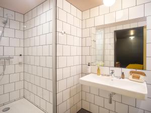 Hotels Eklo Paris Roissy CDG Airport : photos des chambres