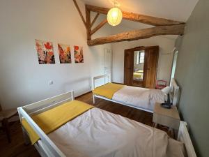 Maisons de vacances Gite a la Ferme de Verdurette Cordes-sur-Ciel : photos des chambres