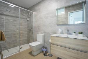 Lightbooking Alemania piscina privada Playa del Ingles