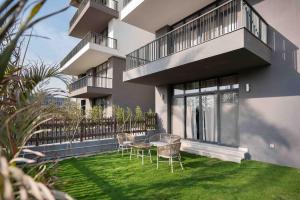 Aura Cairo Festival Serviced Apartments - BirdNest