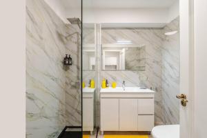 Yellow Breeze Apartament