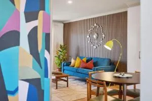 Happy Stays Classic Mid-Century Modern Escape - Hazelmere
